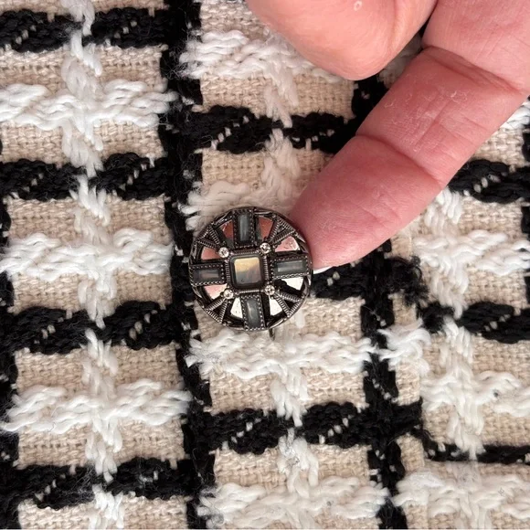 Cropped Tweed Jacket - Picture 9 of 10